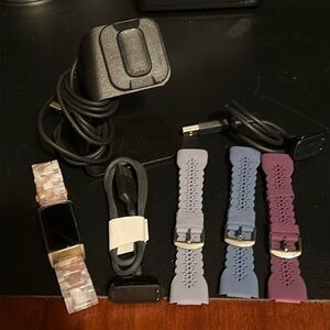 Fitbit Charge 5 Bundle